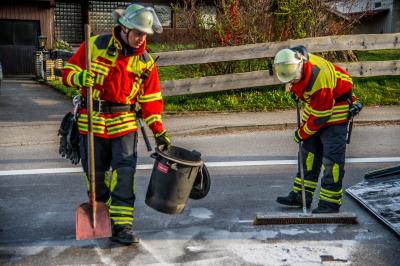 Welzheim-Breitenfuerst: Vorfahrtsunfall fordert eine Verletzte und sorgt fuer Verkehrschaos